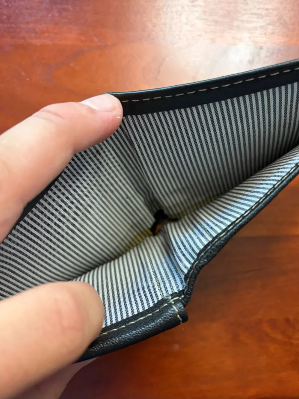 Timberland Men Black Genuine Leather Passcase Bifold Wallet